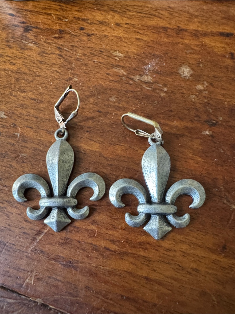 Fleur-de-Lis Drop Earrings in Antique Silver
